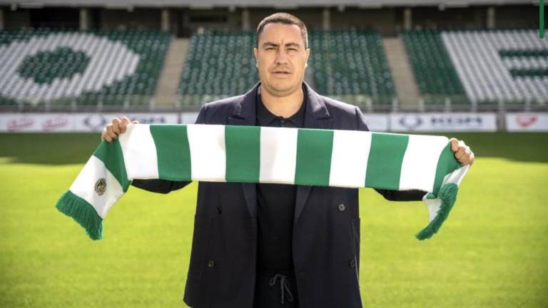 Efraín Juárez dirigirá al campeón de Hungría.