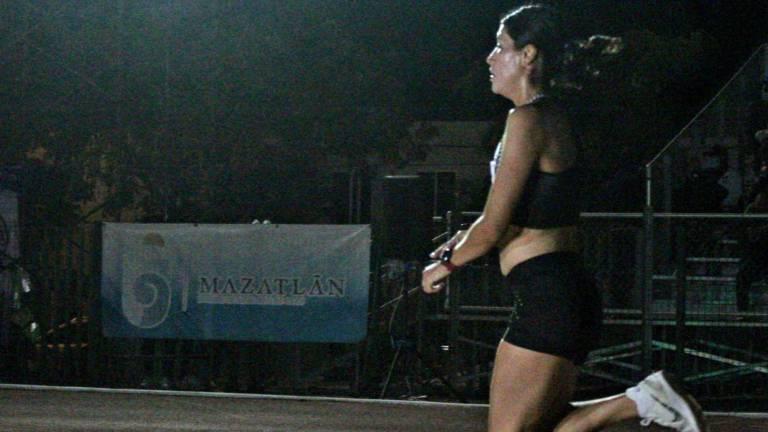 $!En sus marcas... Festival Nocturno de Fondo y Medio Fondo se realiza este sábado en Mazatlán