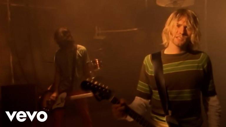 Subastan guitarra de Kurt Cobain, de Nirvana, en Nueva York