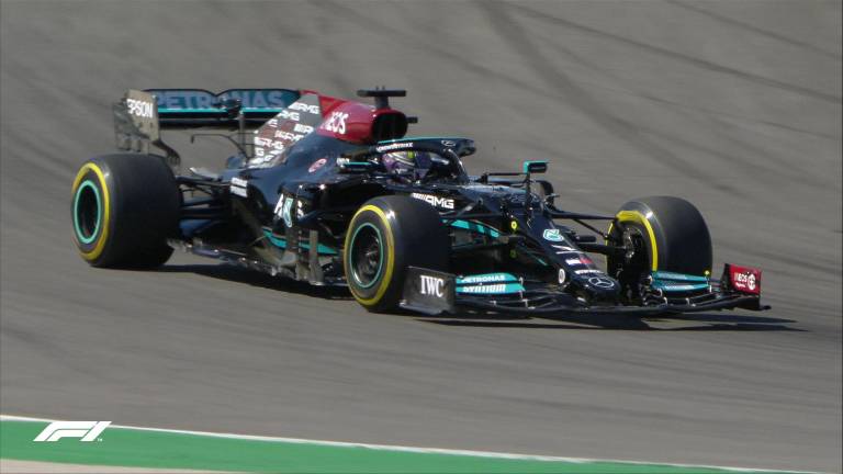 Lewis Hamilton ha registrado los mejores tiempos en las pruebas del Gran Premio de Portugal.