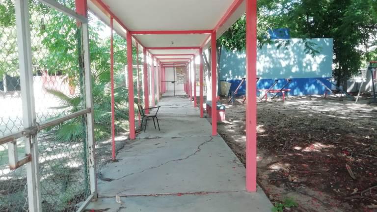 El Gobernador Quirino Ordaz Coppel considera que se debe esperar a que se vacune a la mayor cantidad de personas para que puedan volver las clases presenciales a Sinaloa.