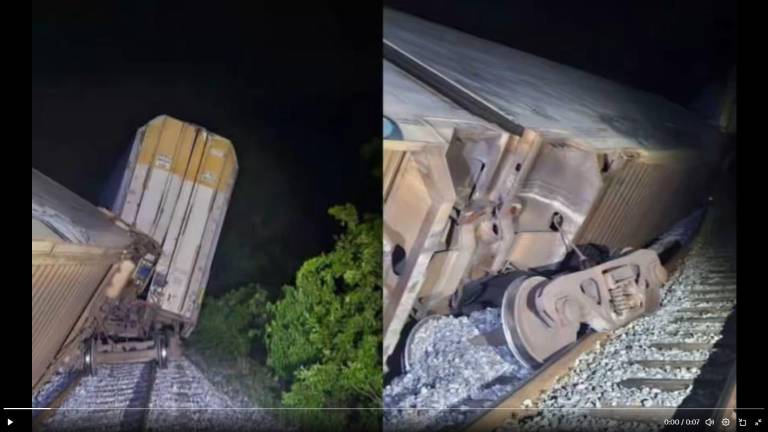 Tren Interoceánico descarrila, de nuevo, en Oaxaca; no hay lesionados.