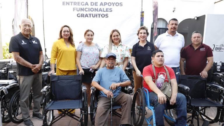 Ofrece Beneficencia Pública de Sinaloa apoyos funcionales auditivos y visuales