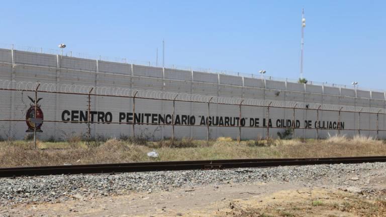 Asegura el secretario de Seguridad Pública estatal, Cristóbal Castañeda, que había más carracas de lujo cuando él llegó a la dependencia.