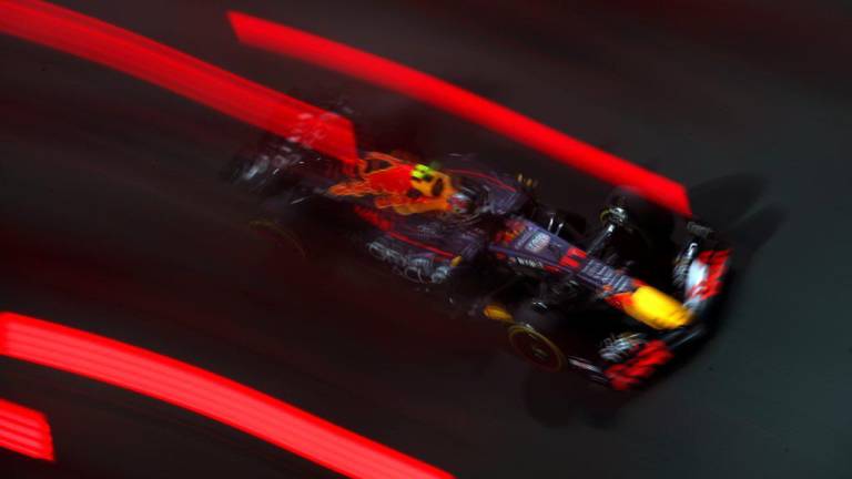 Checo Pérez arrancará segundo en el Gran Premio de Abu Dhabi; Verstappen se queda con la pole