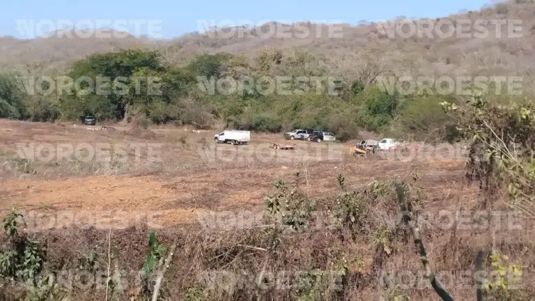 En un terreno cerca de la comunidad de El Verde, Concordia, fue encontrada una fosa clandestina en la que hallaron 10 cuerpos; hasta ahora, ocho han sido identificados como mineros privados de la libertad.