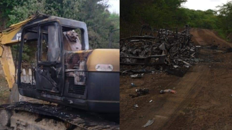 Hallan cinco vehículos incendiados en Sinaloa de Leyva tras enfrentamiento