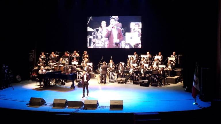 Adrián Varela participa en el Festival Mundial del Bolero.