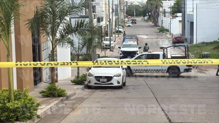 Movilización de corporaciones tras un ataque armado en el sector Riberas de Tamazula, en Culiacán.