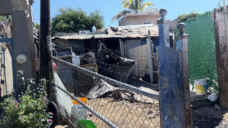 La vivienda fue incendiada tras llevarse a los dos hombres.