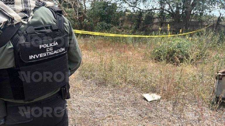Osamenta presuntamente humana hallada en Aguaruto; autoridades investigan el lugar.
