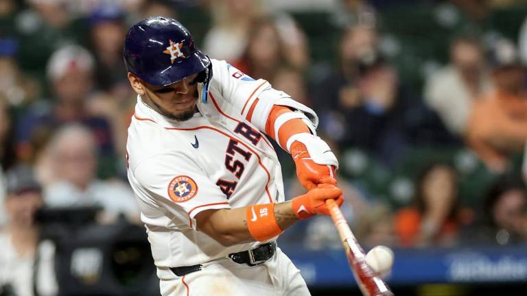 Isaac Paredes guía a Astros con doblete decisivo ante Angelinos.