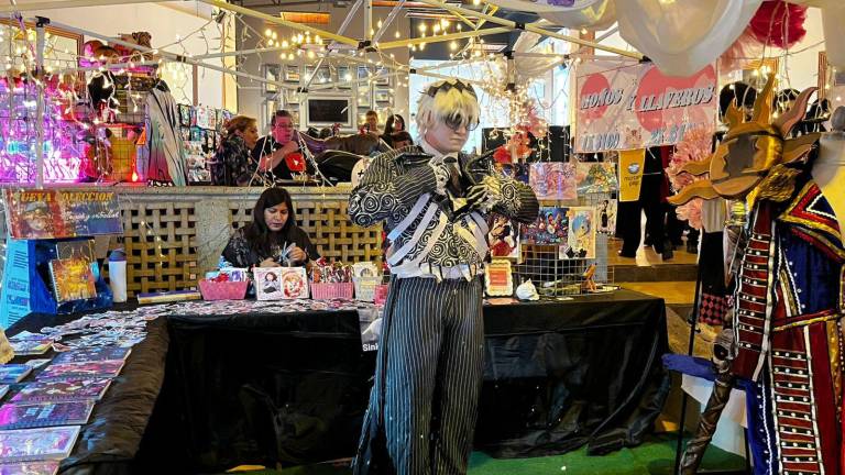 Los cosplayers sorprendieron con elaborados disfraces inspirados en personajes de animé, videojuegos y superhéroes.