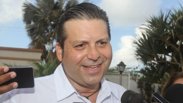 Mario Zamora no irá por la reelección en el Senado