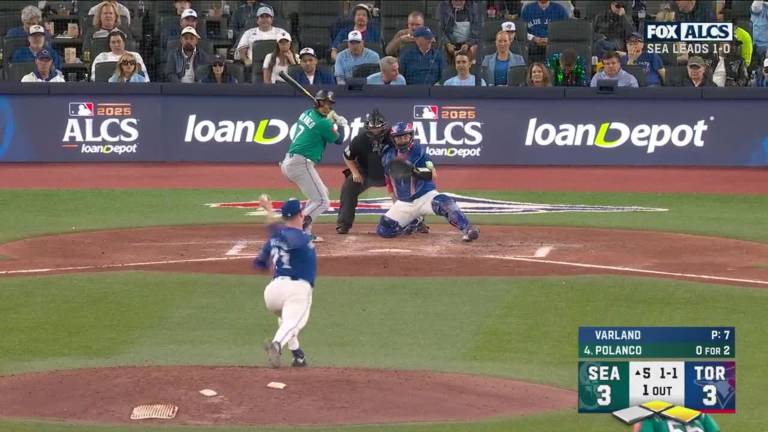 Los Marineros de Seattle mantienen interés en volver a firmar al veterano de 32 años.