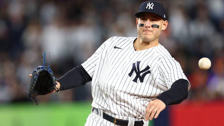 Anthony Rizzo seguirá con los Yanquis, al menos por dos temporadas más.