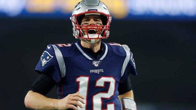 Tom Brady sale de su breve retiro.
