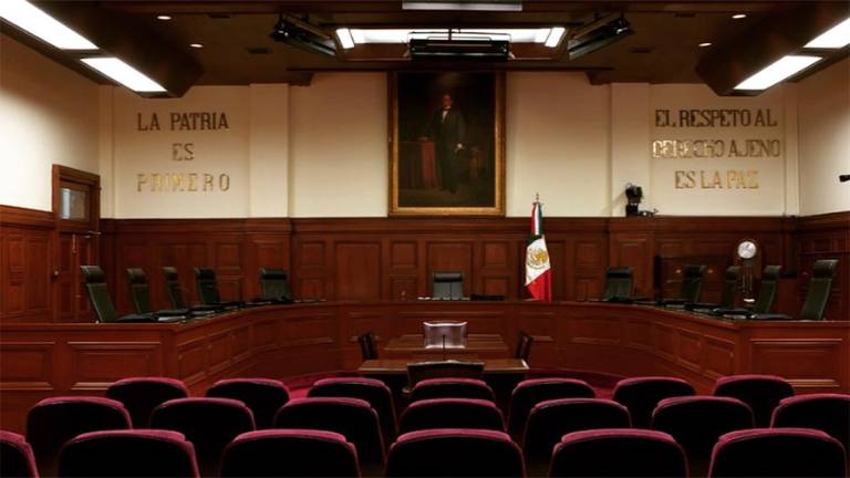 El Gobierno de México reprocha a la Suprema Corte de Justicia de la Nación poner en riesgo la democracia por invalidar la Ley de Publicidad.