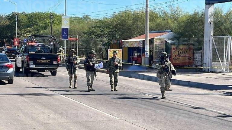 Un menor de edad asesinado y mujer herida en ataque a tiros sobre la carretera a la sindicatura de Imala.