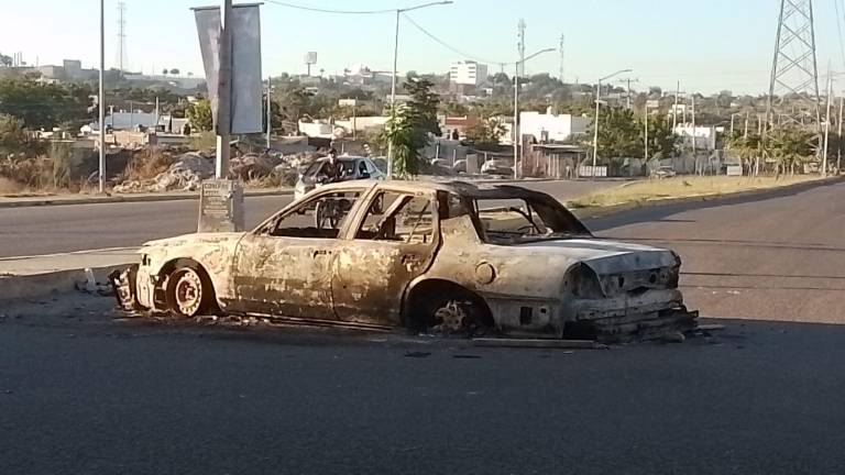 Van 25 solicitudes para reparar daños a vehículos afectados por violencia del 5 de enero