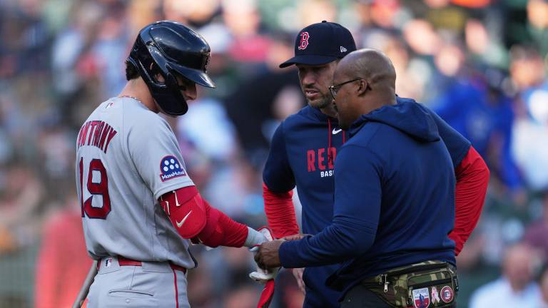Anthony, que ya había lidiado con molestias en la espalda semanas atrás, había disputado 30 de los primeros 37 juegos de Boston.