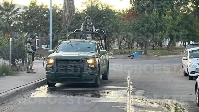 La zona fue acordonada tras el ataque armado donde un motociclista perdió la vida en el fraccionamiento Florida.