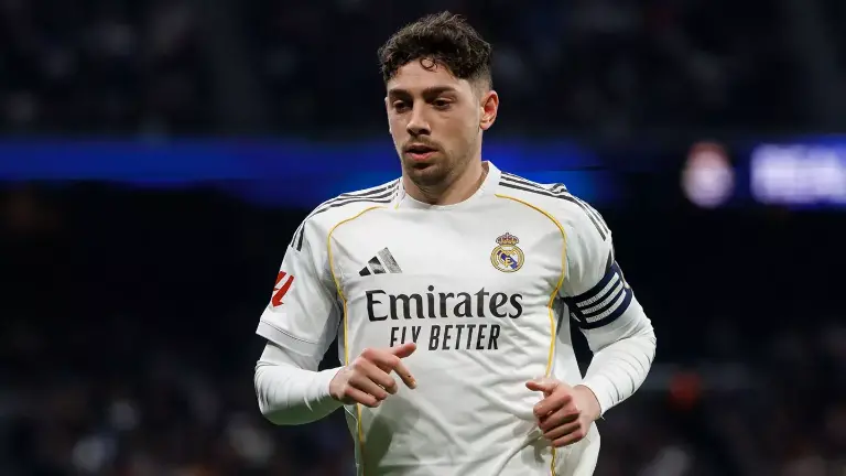 Federico Valverde dice que Tchouaméni no le pegó.