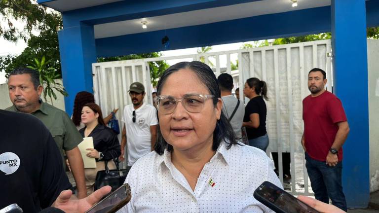 La Alcaldesa Minerva Osuna Zavala informó que la CFE ha estado atendiendo los reportes de apagones.