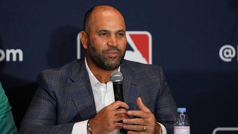 Albert Pujols asume operaciones de beisbol en Estrellas de RD.