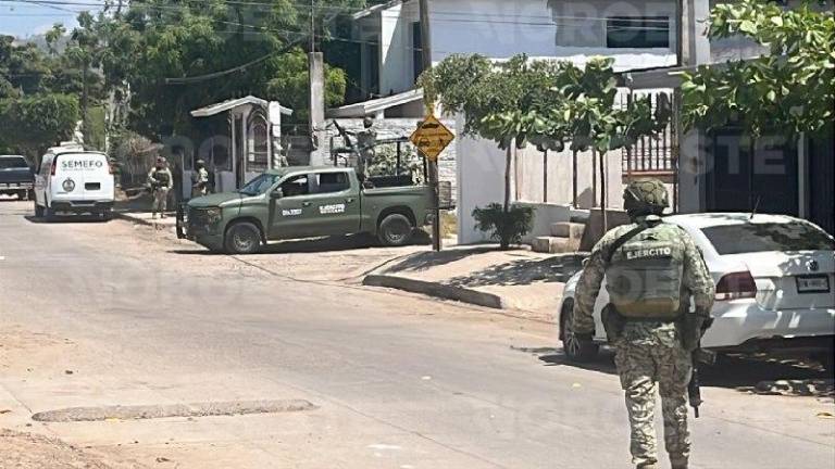 Explosión en domicilio al sur de Culiacán deja un fallecido; autoridades aún no confirman causas.