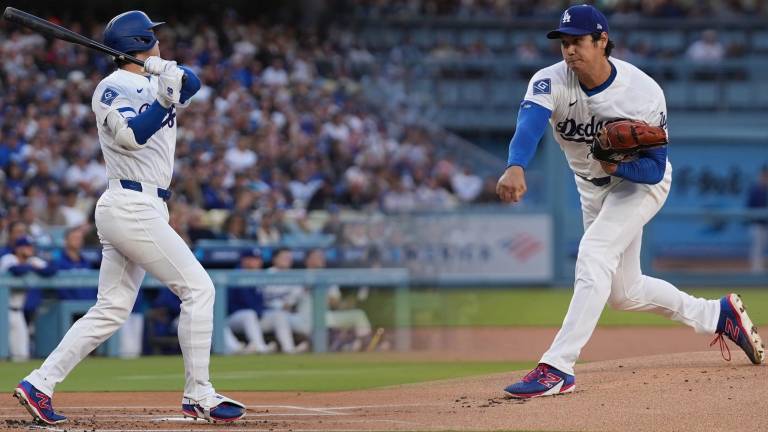 Ohtani vuelve a dominar como pítcher y jonronero.
