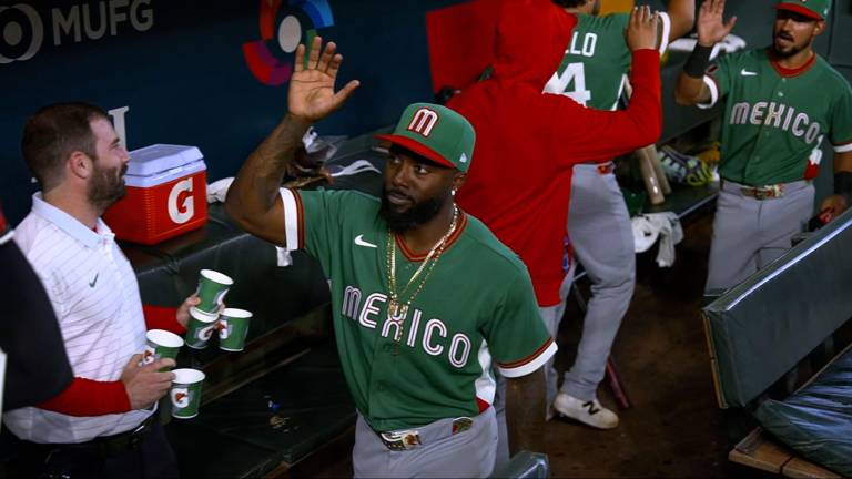 Arozarena vuelve a brillar y reafirma su compromiso con México.