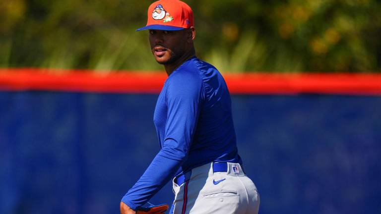 Los Mets confirmaron que el dominicano Freddy Peralta abrirá el 26 de marzo contra los Piratas en el Día Inaugural de la temporada 2026.