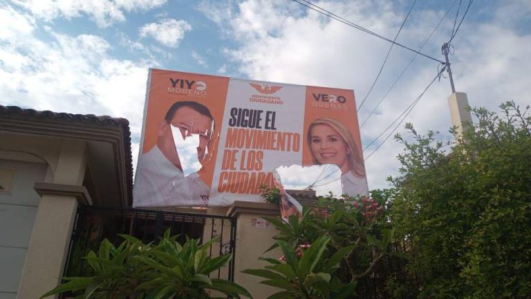 En Escuinapa destruyen, otra vez, propaganda del candidato de MC a la Alcaldía