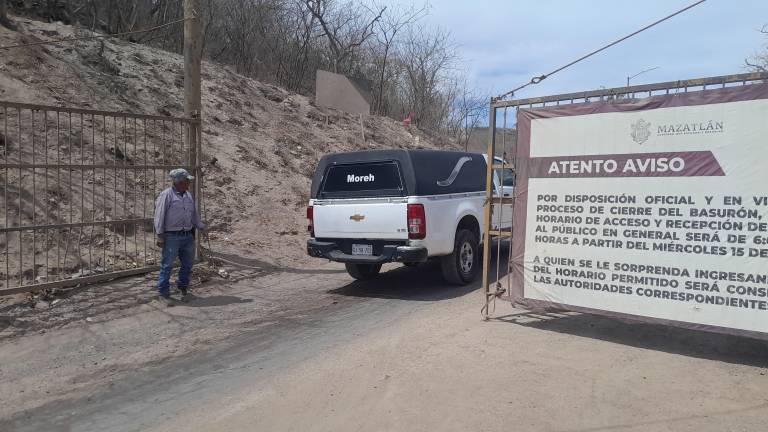 Un joven originario de Guerrero, perdióla vida al ser prensado por una compactadora. El incidente fue reportado a los cuerpos de emergencia alrededor de las 12:30 horas.