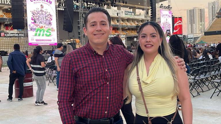 Bailan y cantan al ritmo de la Banda MS