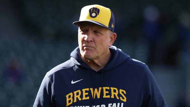 Pat Murphy acuerda extensión con Cerveceros tras temporada histórica.