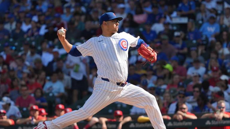 Javier Assad abrió por emergencia y estuvo efectivo por los Cachorros.