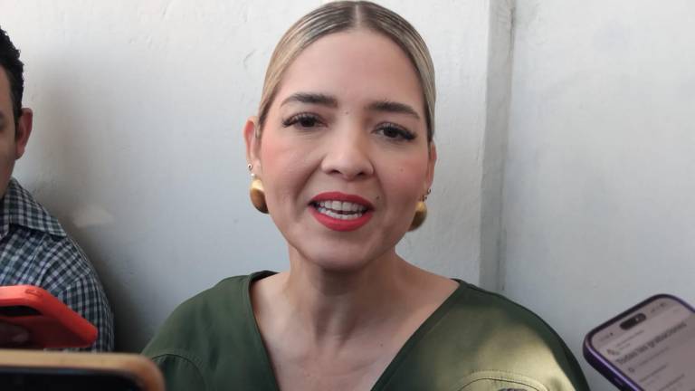 La Alcaldesa de Mazatlán Estrella Palacios Domínguez detalla los acuerdos entre Gobierno federal y el sector empresarial.