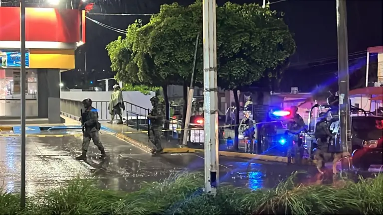 José Ángel fue asesinado a tiros afuera de una tienda de conveniencia en la Colonia Emiliano Zapata.