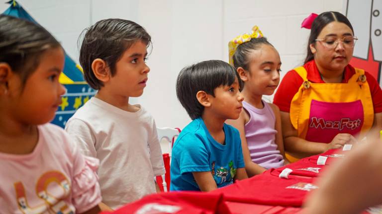 Un buen número de niños se dieron cita en el primer día del campamento.
