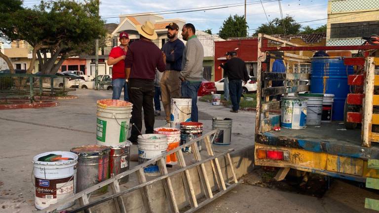 Entre los recolectado se pudieron encontrar botellas plásticas, envolturas de papel y demás residuos que fueron colocados en bolsas negras.