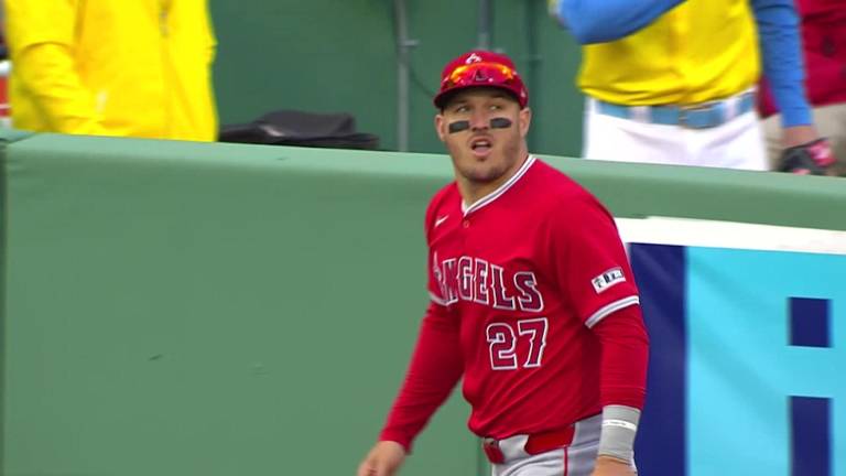 Mike Trout podría volver a defender el jardín central para los Angelinos.