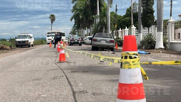 Edwin Johan murió tras chocar de frente contra un automóvil en una carretera de Navolato.