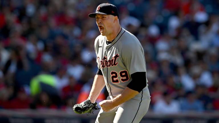 Tarik Skubal lanzó de manera magistral en el primer encuentro de los comodines entre Tigres y Guardianes.