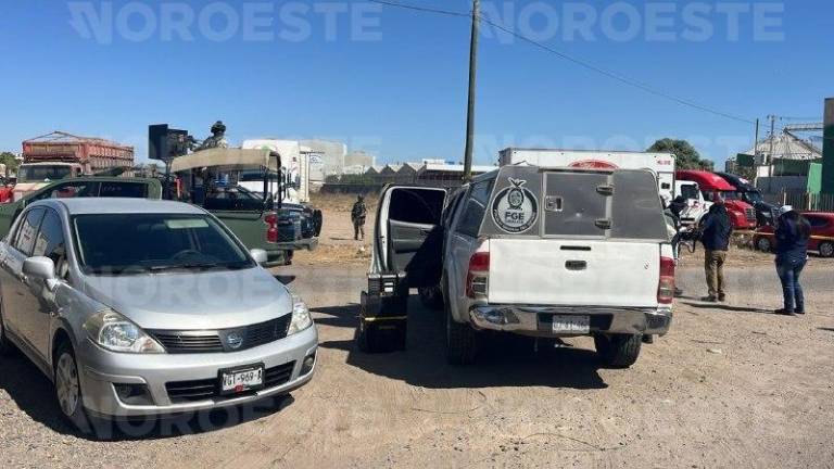 En el sector El Palmito Viejo, en Culiacán, encontraron a una persona sin vida envuelta en plástico negro.