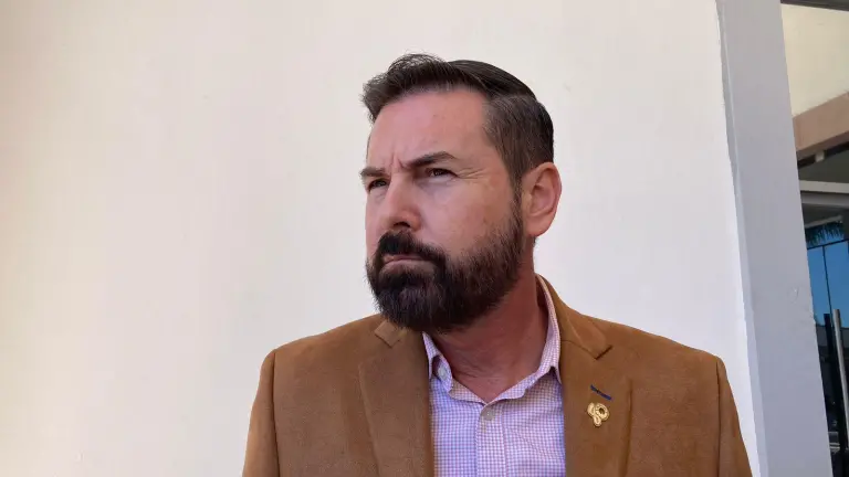 Rojas Velarde destacó la presencia de la presidenta nacional Lourdes Medina en los festejos.