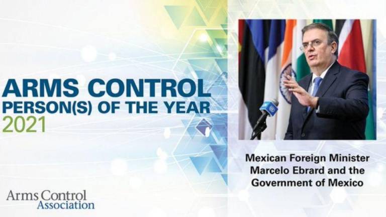 Asociación de Control de Armas de EU premia a Ebrard como ‘Persona del Año’
