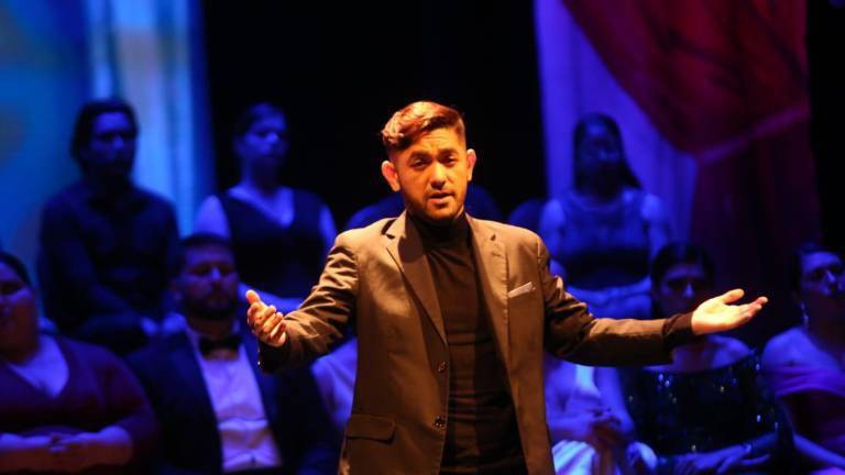 El tenor mazatleco Eduardo Tapia será uno de los solistas del concierto “Misa Azteca”, con el que inicia este sábado el Festival Cultural Mazatlán 2023.