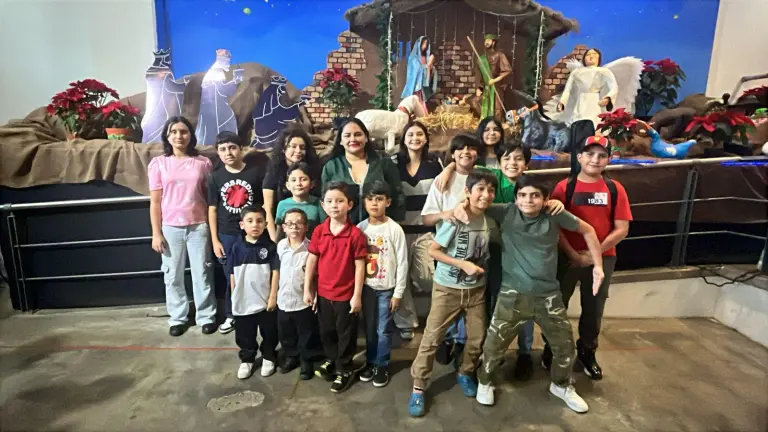 Celebran el espíritu navideño en la Escuela de Artes José Limón